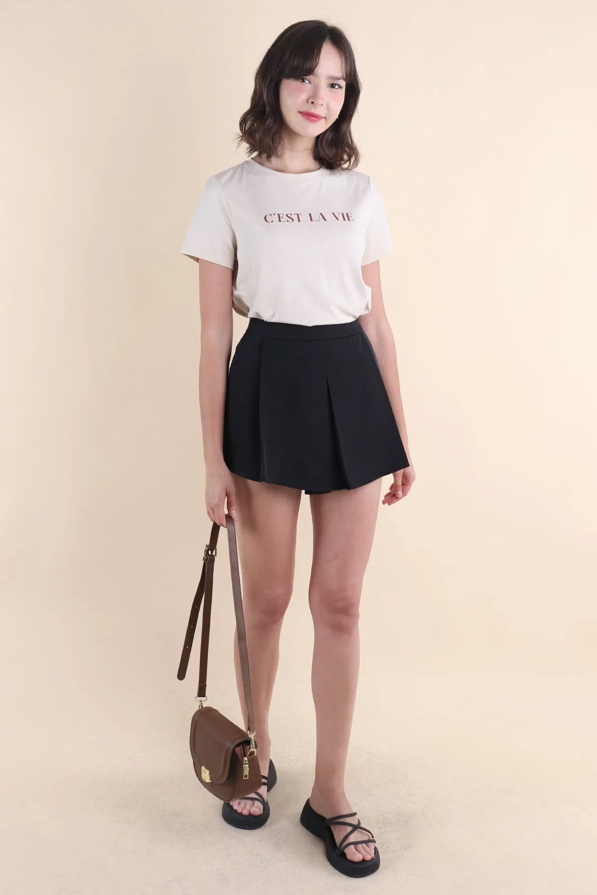 CEST LA VIE QUOTES TEE IN SAND