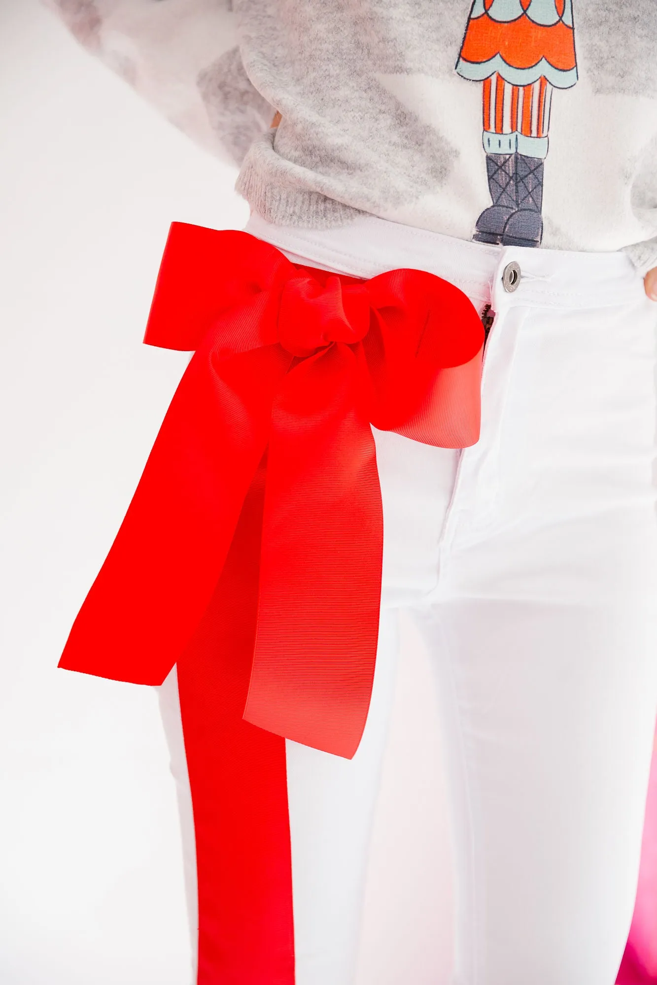 HOLIDAY SEASON WHITE FLARES