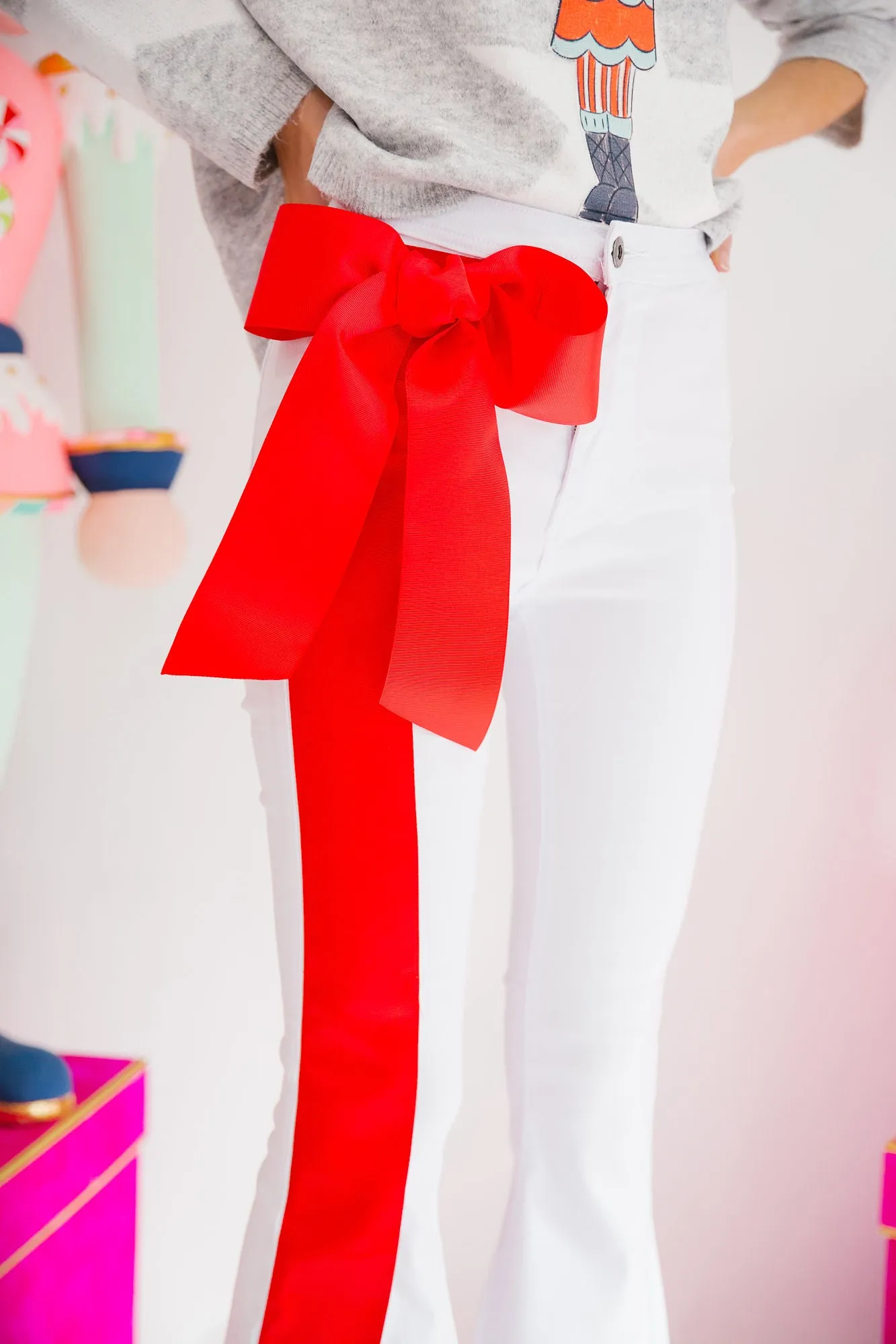 HOLIDAY SEASON WHITE FLARES