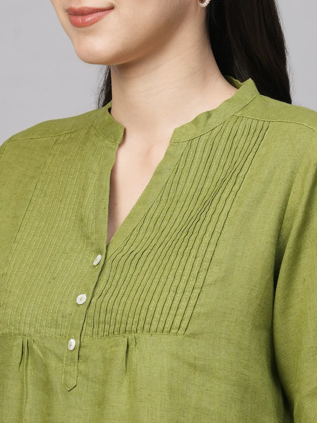 Women's Green Linen Regular Fit Blouse